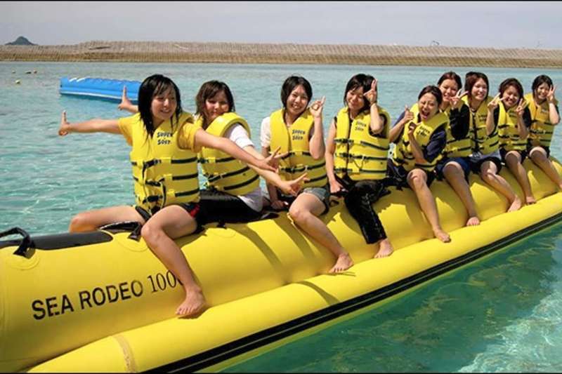 【水纳岛,特別计划】海水浴 ＆ 香蕉船＆２处浮潜＆ 午餐